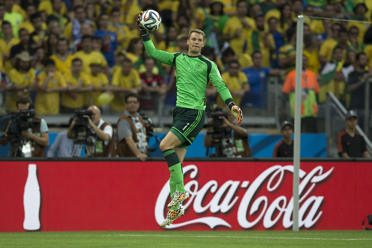 Manuel Neuer gilt als bester Torwart der Welt - er wird auch 2022 das deutsche Tor hüten (Foto shutterstock)