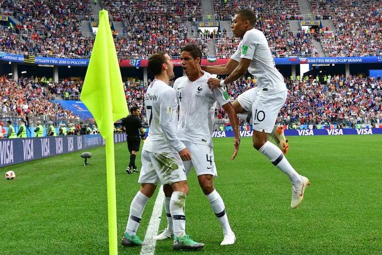 Frankreich jubelt, gewinnt gegen Uruguay mit 2:0 und steht im WM-Halbfinale / AFP PHOTO / Mladen ANTONOV