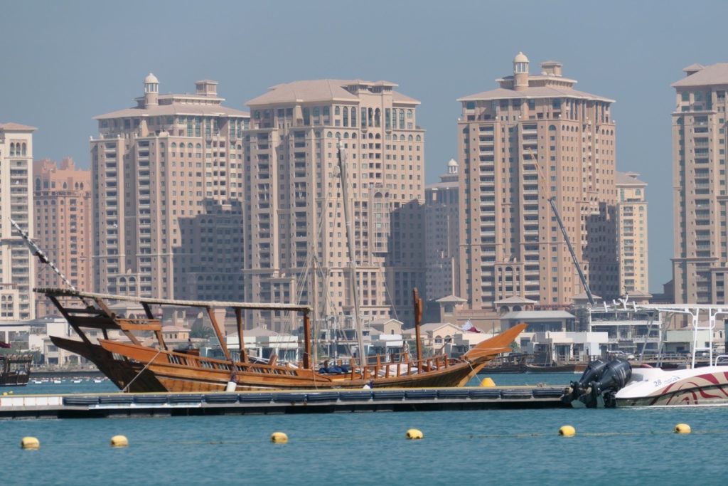 In der Hauptstadt Doha - Wasser, Meer, Hafen und Skyline!