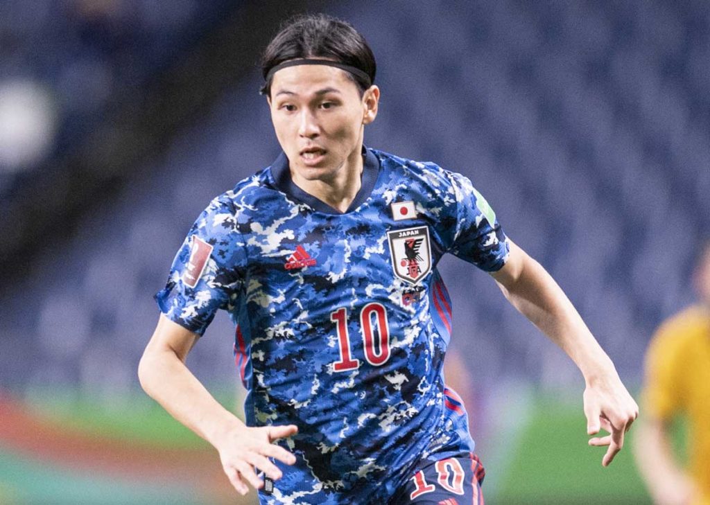 Japans Mittelfeldspieler Takumi Minamino am 12. Oktober 2021. (Foto von Charly TRIBALLEAU / AFP)