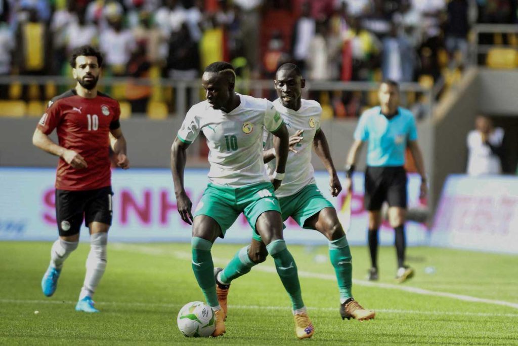 Senegals Sadio Mane während des Qualifikationsspiels zur Fußballweltmeisterschaft 2022 zwischen Senegal und Ägypten im Me Abdoulaye Wade-Stadion in Diamniadio am 29. März 2022. (Foto: SEYLLOU / AFP)