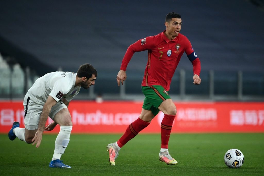 Portugals Stürmer Cristiano Ronaldo während des Qualifikationsspiels zur FIFA Fussball-Weltmeisterschaft Katar 2022 zwischen Portugal und Aserbaidschan am 24. März 2021 im Juventus-Stadion. (Foto: Marco BERTORELLO / AFP)