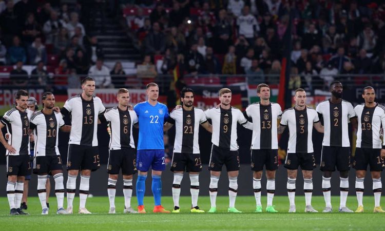 Deutschland im neuen DFB Trikot 2022 gegen Ungarn am 23.9. in swe Uefa nations League (Photo by Ronny HARTMANN / AFP)