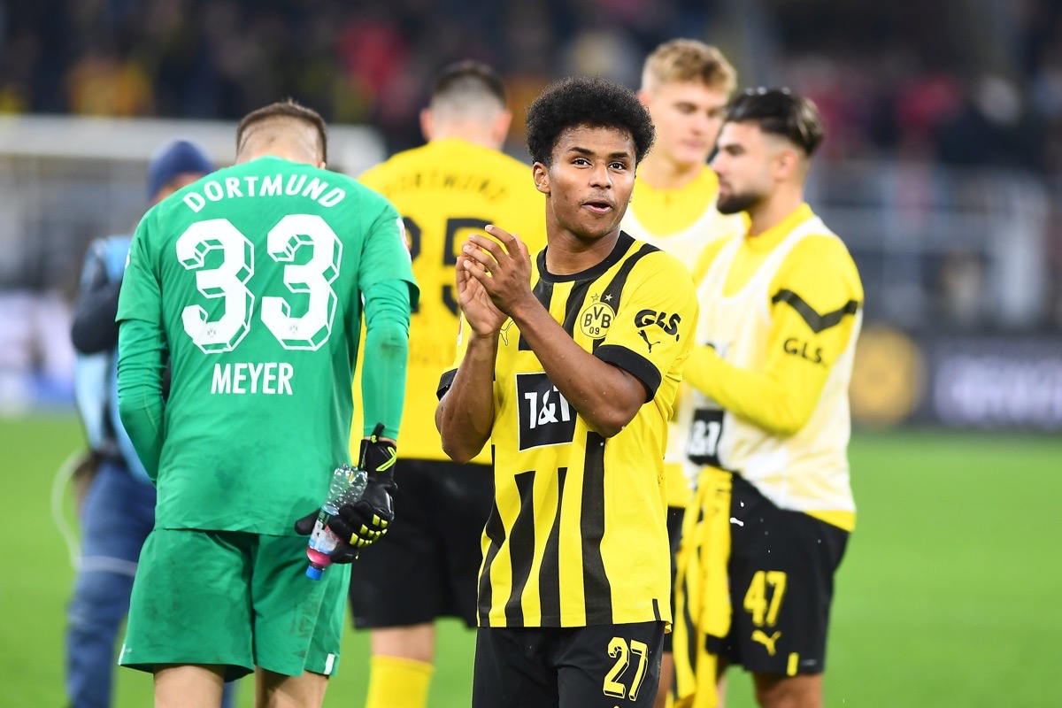 Fußball heute - Karim Adeyemi von Borussia Dortmund am 8.10.2022 gegen den FC  Bayern München (Foto Depositphotos)