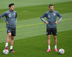 Thomas Müller und Mats Hummels - beide wieder vereint bei der Fußball WM 2022 im Katar? Foto AFP
