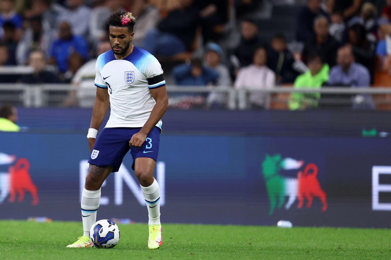 Englands Star-Verteidiger Reece James wird die Weltmeisterschaft 2022 in Katar verpassen. (Copyright depositphotos.com / canno73)