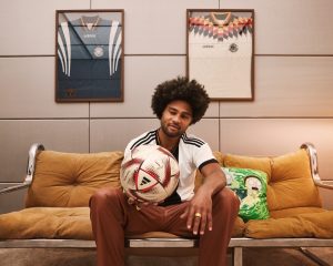 Serge Gnabry in der adidas Werbekampagne