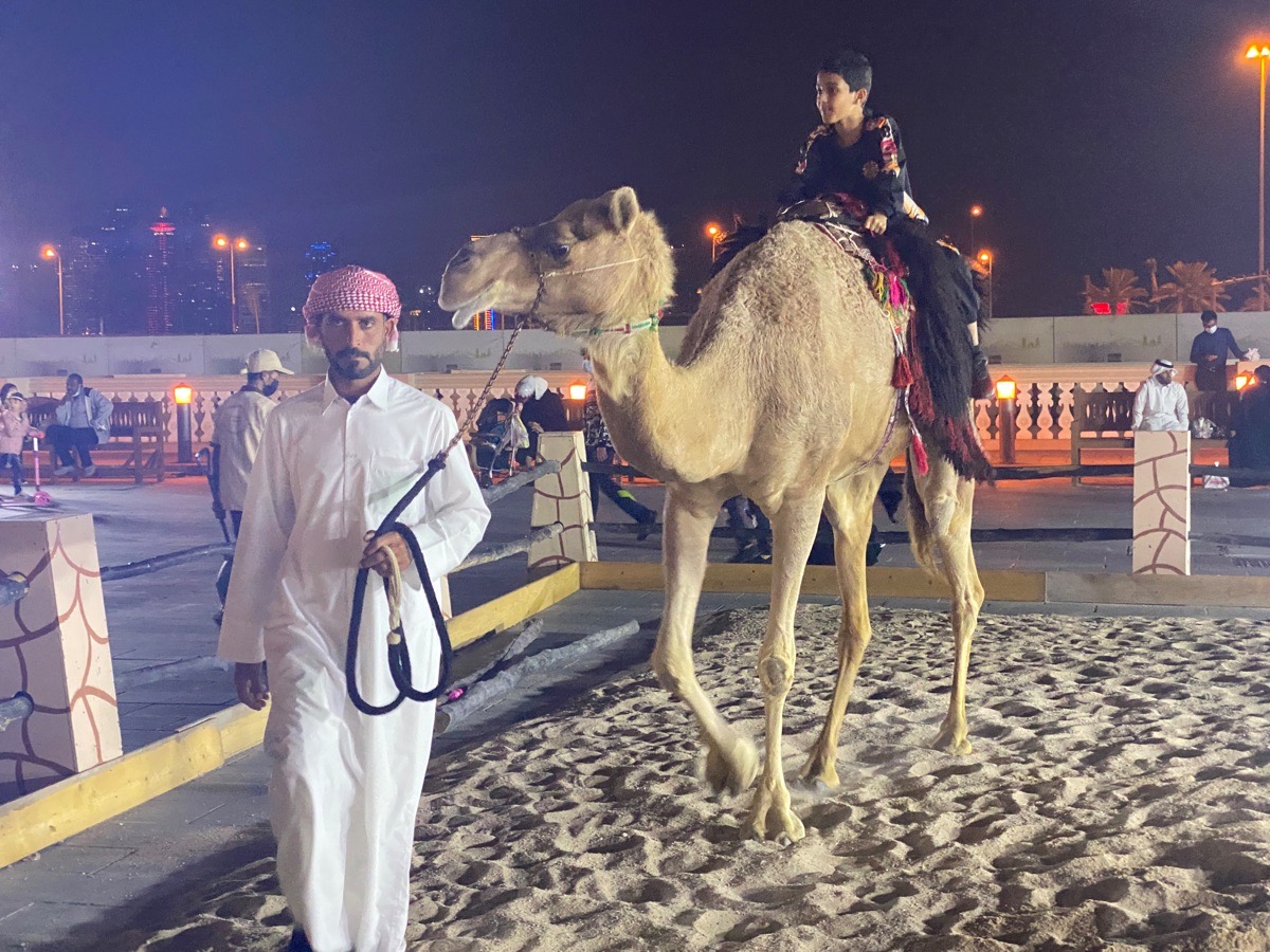 Reiten als Touristenattraktion am Souq Waqif