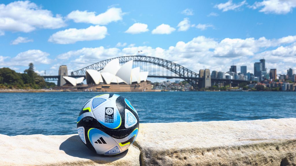 Der WM Spielball von adidas in Sydney (Copyright adidas)