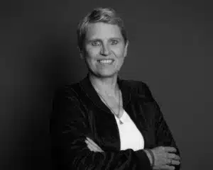 Ein letzter Applaus für eine Pionierin – DFB-Team ehrt Doris Fitschen